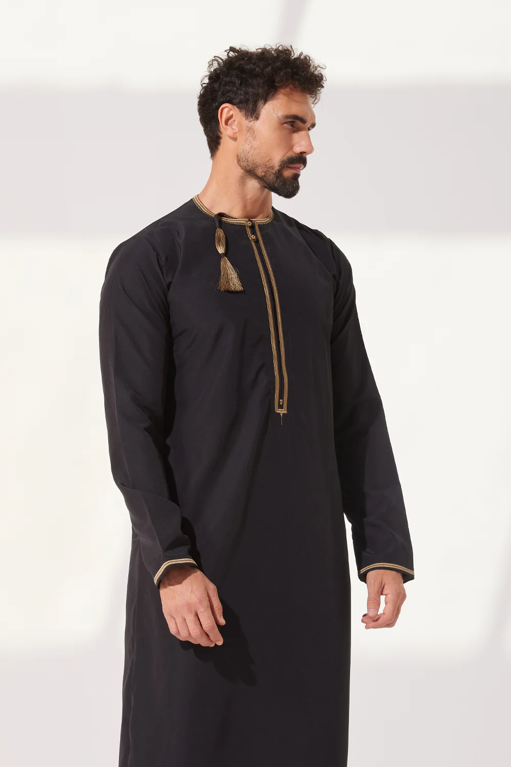 Omani Black Thobe - Image 4