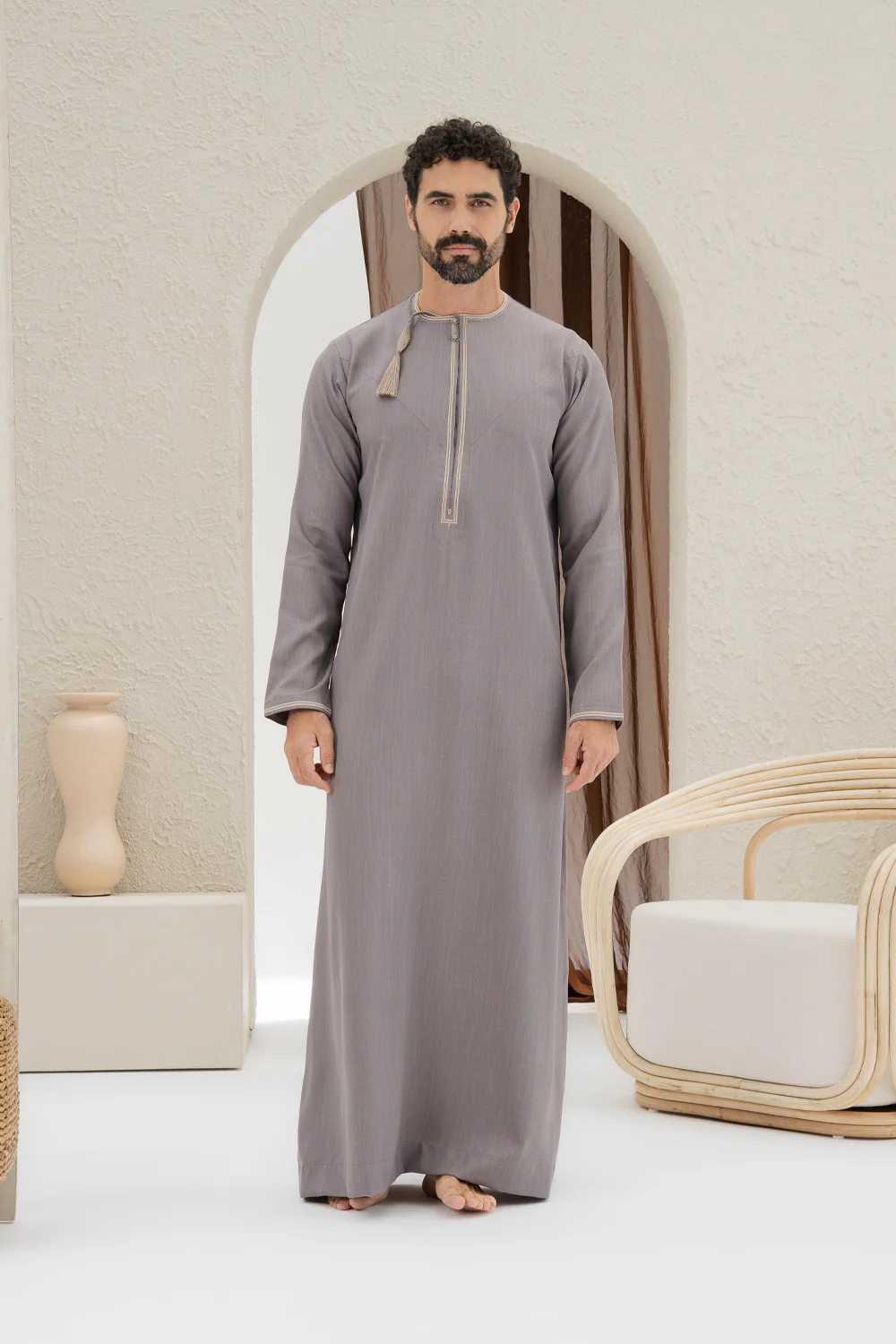 Omani Mauve Thobe - Image 2