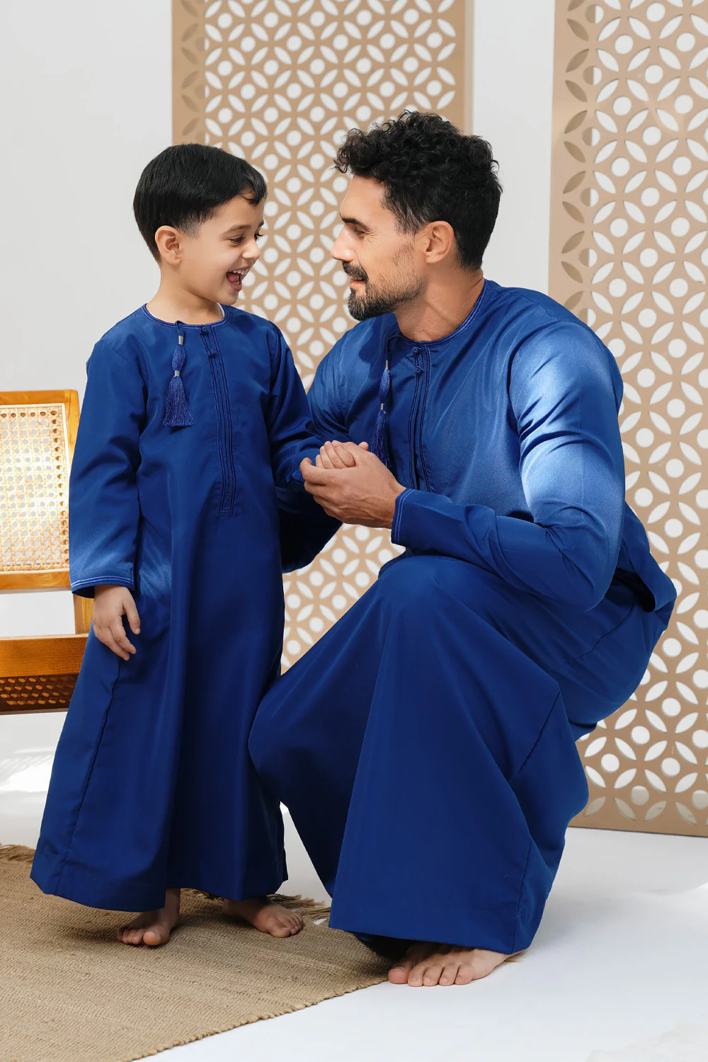 Omani Ocean Blue Thobe - Image 4